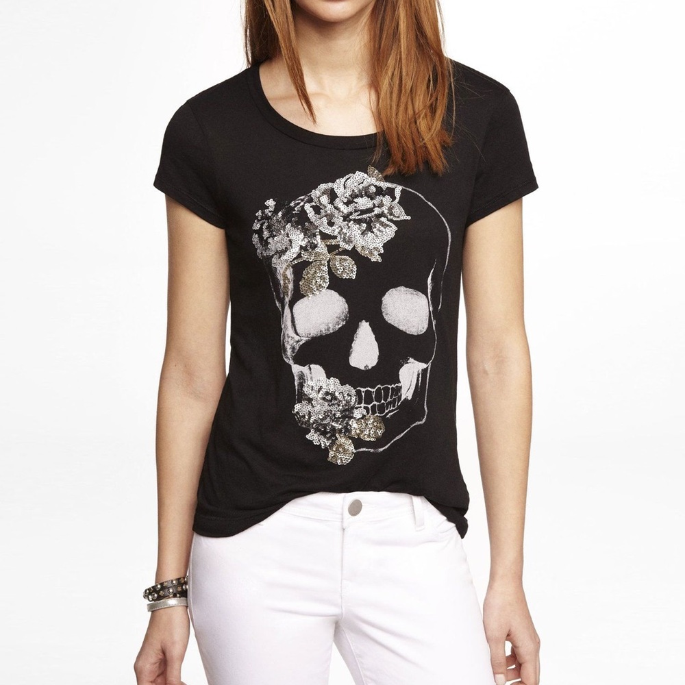 Express Black T-Shirt Skull and Sequins Front